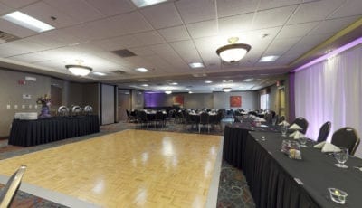 Holiday Inn & Suites | Council Bluffs, Iowa